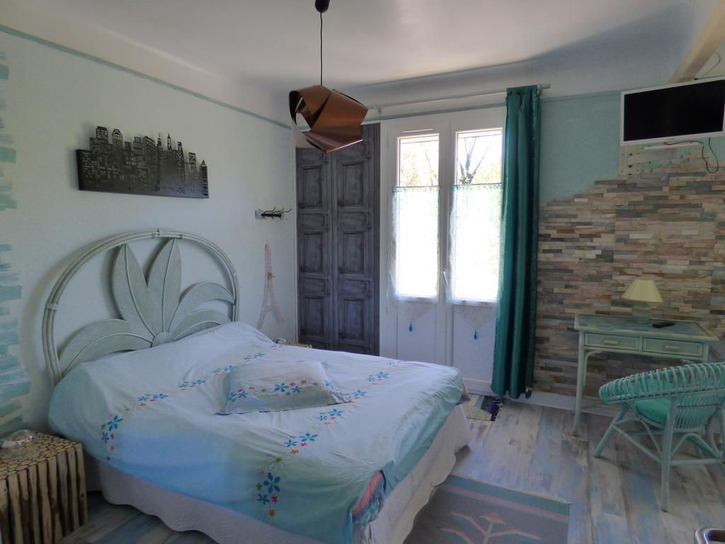 Beau Site Guimauve Et Vieilles Dentelles Bed & Breakfast Royeres ภายนอก รูปภาพ