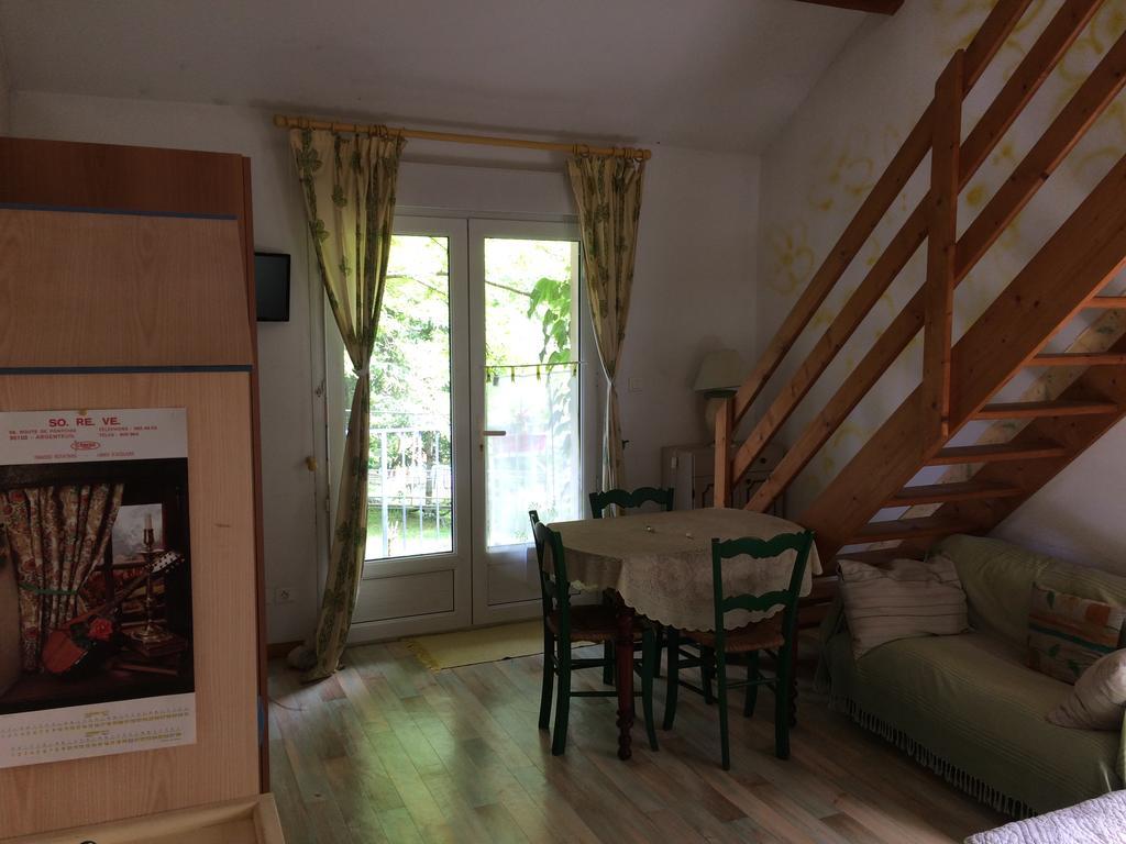 Beau Site Guimauve Et Vieilles Dentelles Bed & Breakfast Royeres ภายนอก รูปภาพ